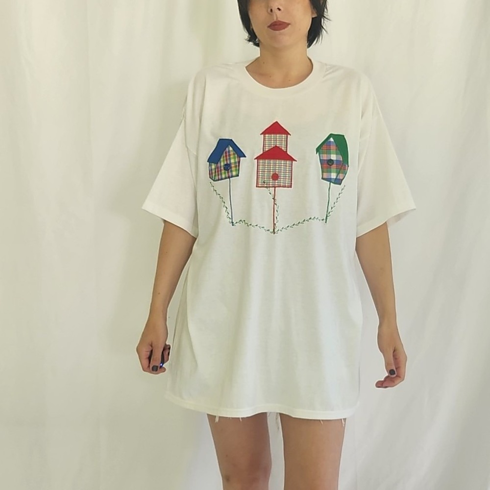 90s/00s White Birdhouse Tee